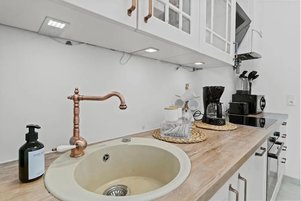 Apartment At Belvedere, Top Location Close To U1 Vienna
